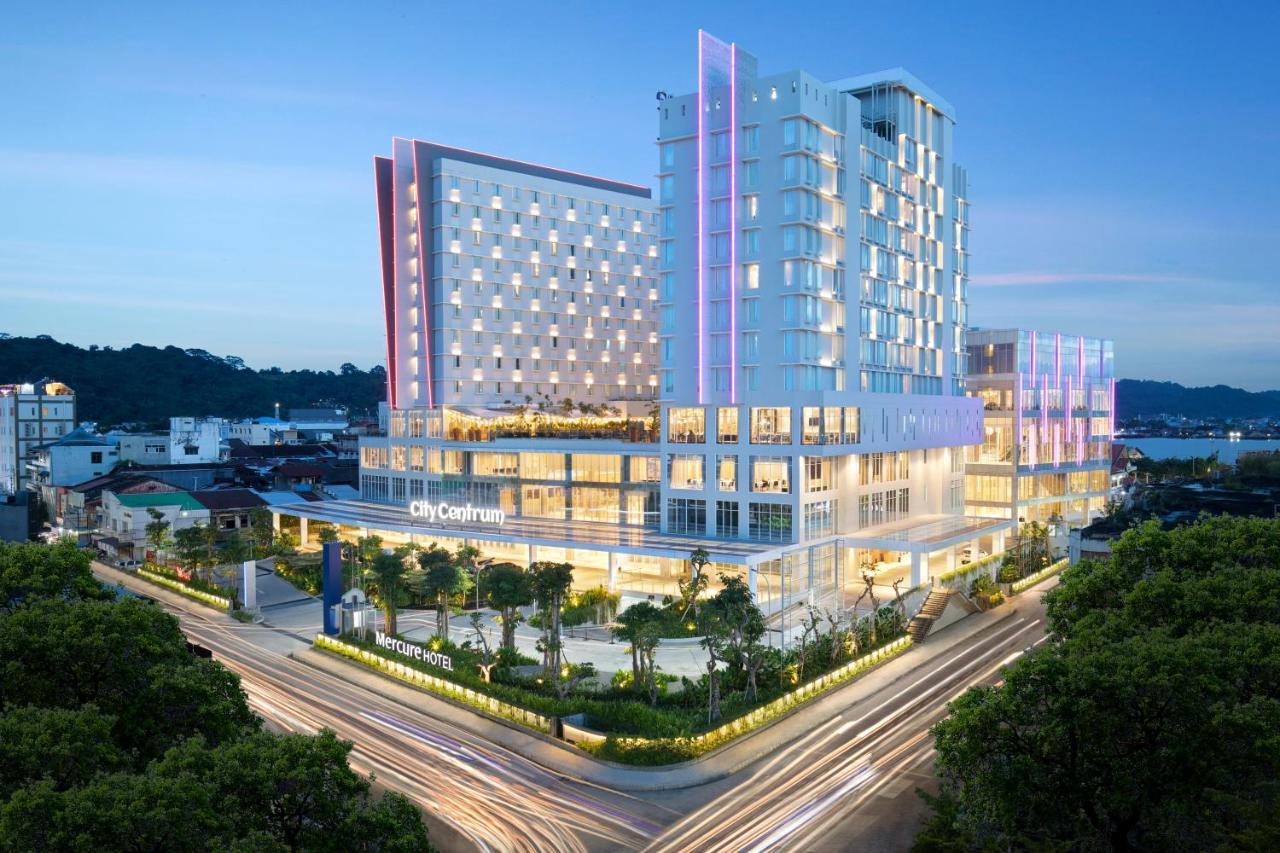 Mercure Samarinda Exterior foto