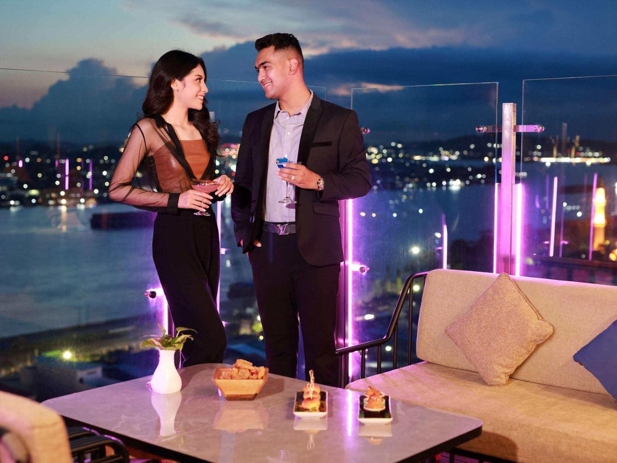Mercure Samarinda Exterior foto
